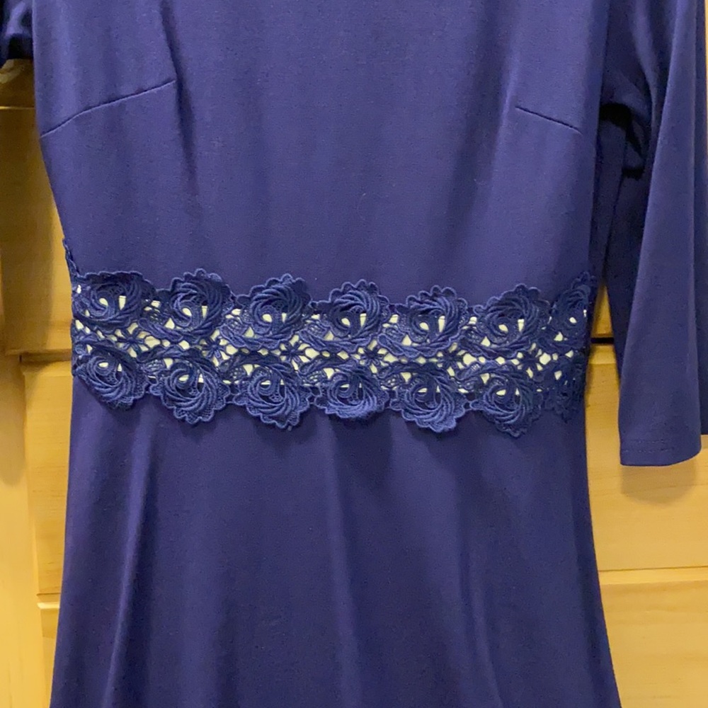 Dress - Picture 2 of 4